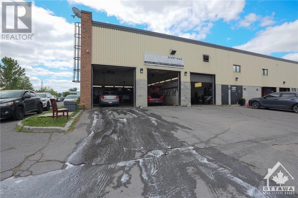 1439 Youville Drive Unit#8,9,10,11,12,13,14, Ottawa, Ontario  K1C 4M8 - Photo 13 - 1365796