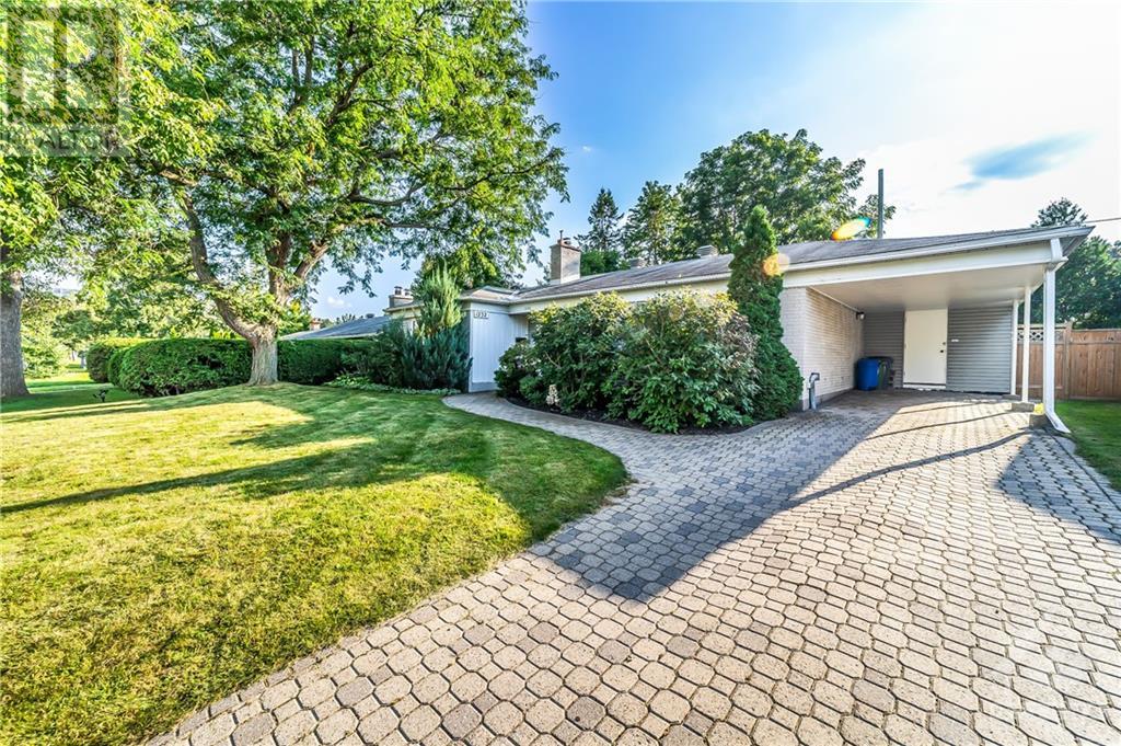 1232 Southwood Drive, Ottawa, Ontario  K2C 3C3 - Photo 2 - 1366174