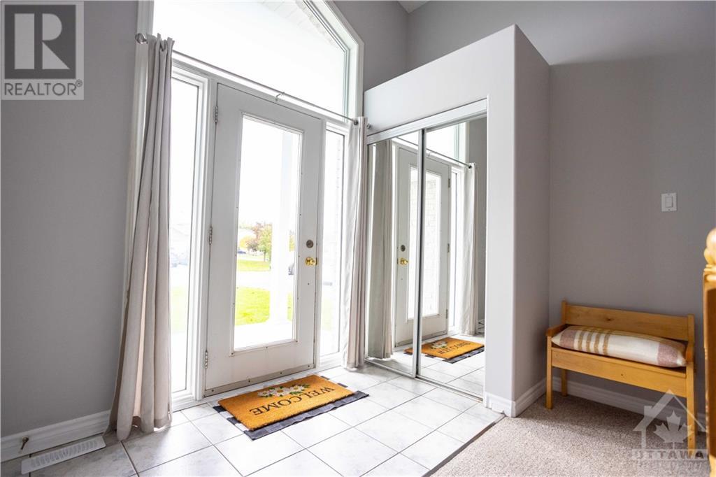 244 Stiver Street, Russell, Ontario  K4R 1G9 - Photo 2 - 1365665