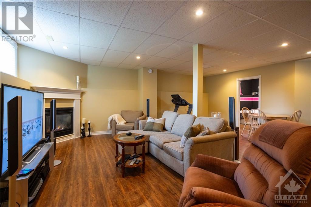 244 Stiver Street, Russell, Ontario  K4R 1G9 - Photo 22 - 1365665