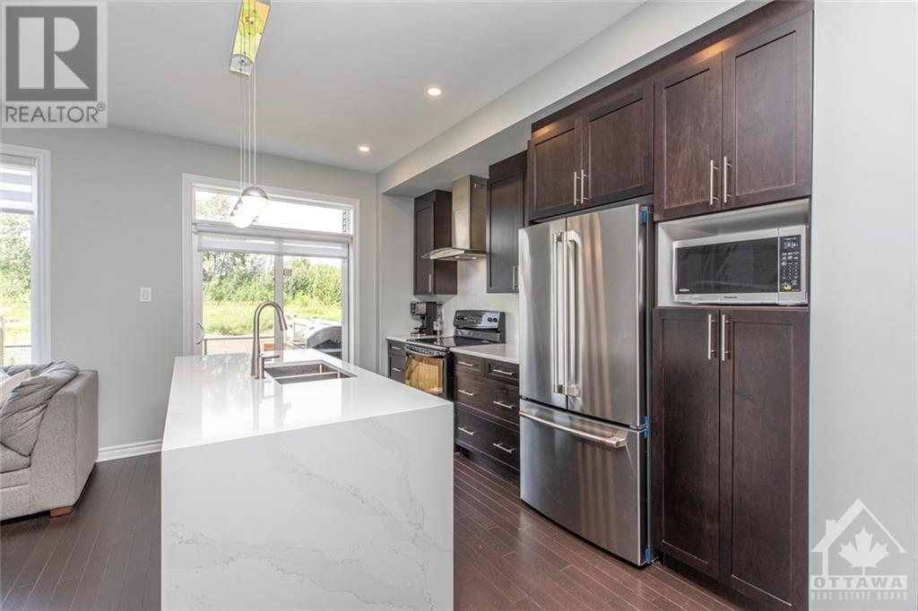 406 Alle Premiere Lane, Rockland, Ontario  K4M 0M7 - Photo 7 - 1366180