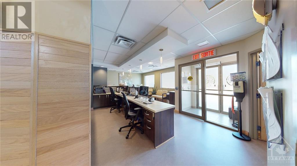 942 Merivale Road, Ottawa, Ontario  K1Z 5Z9 - Photo 10 - 1366201