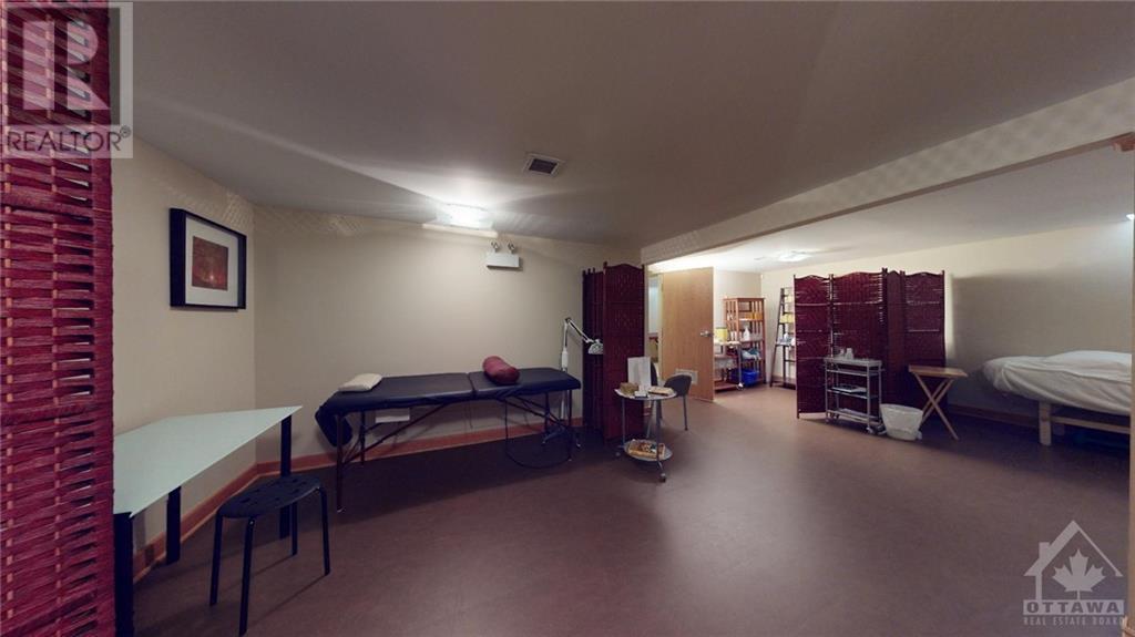 942 Merivale Road, Ottawa, Ontario  K1Z 5Z9 - Photo 21 - 1366201