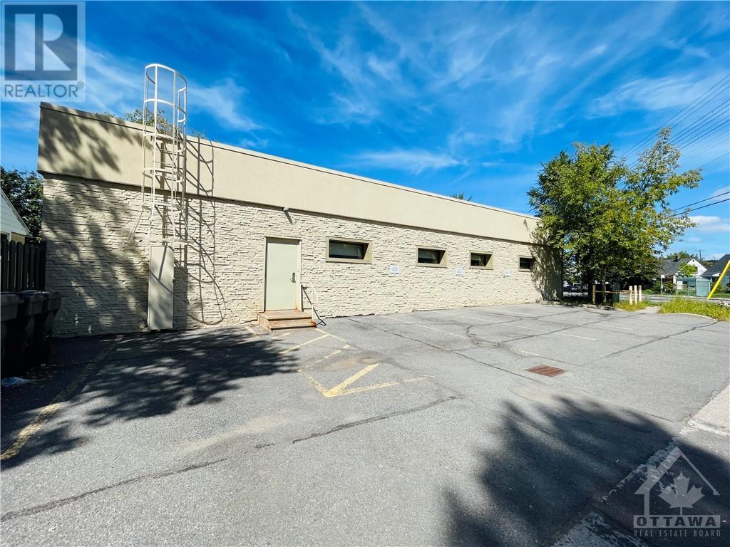 942 Merivale Road, Ottawa, Ontario  K1Z 5Z9 - Photo 5 - 1366201