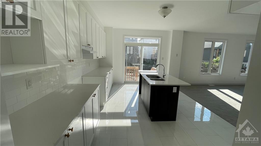 920 Omagaki Way, Ottawa, Ontario  K1X 0J2 - Photo 4 - 1366198