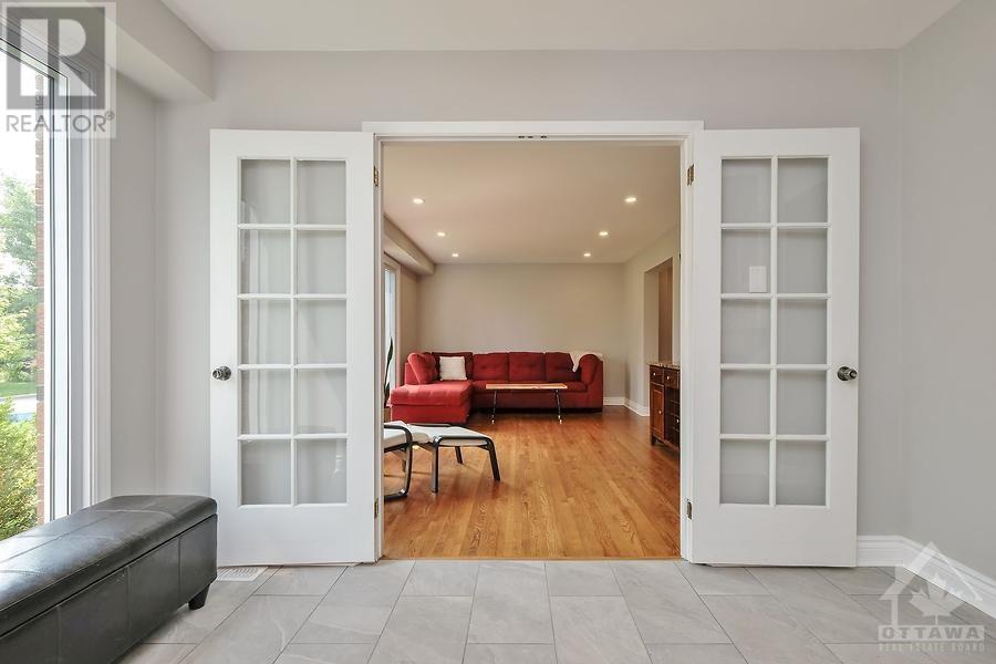 2475 Wyndale Crescent, Ottawa, Ontario  K1H 8J3 - Photo 3 - 1365832