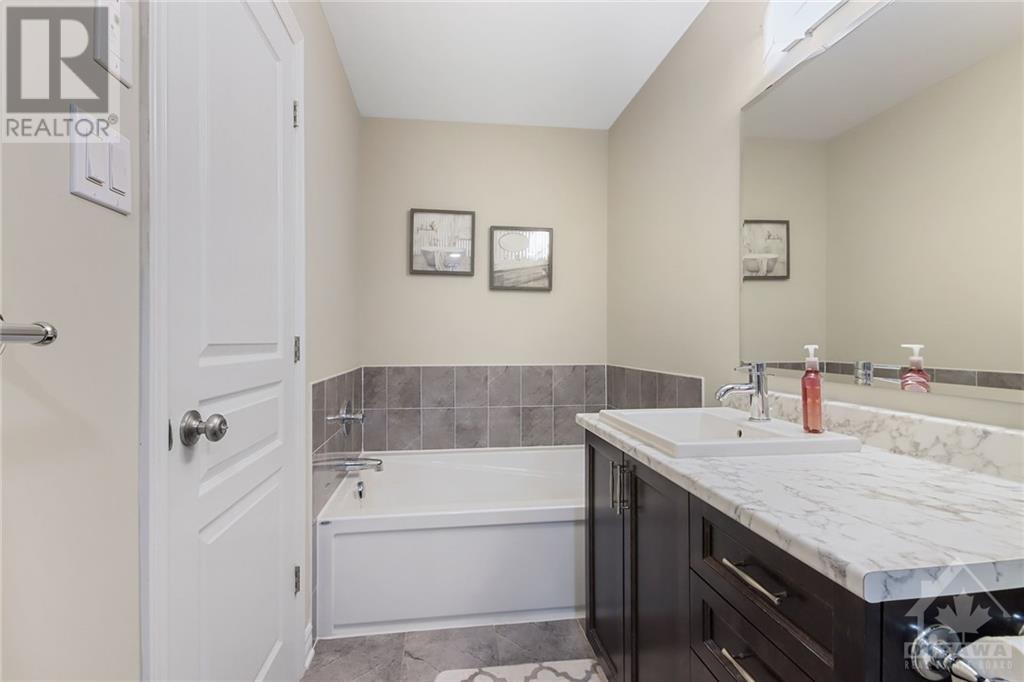 525 Rowers Way, Ottawa, Ontario  K1X 0C9 - Photo 24 - 1365615