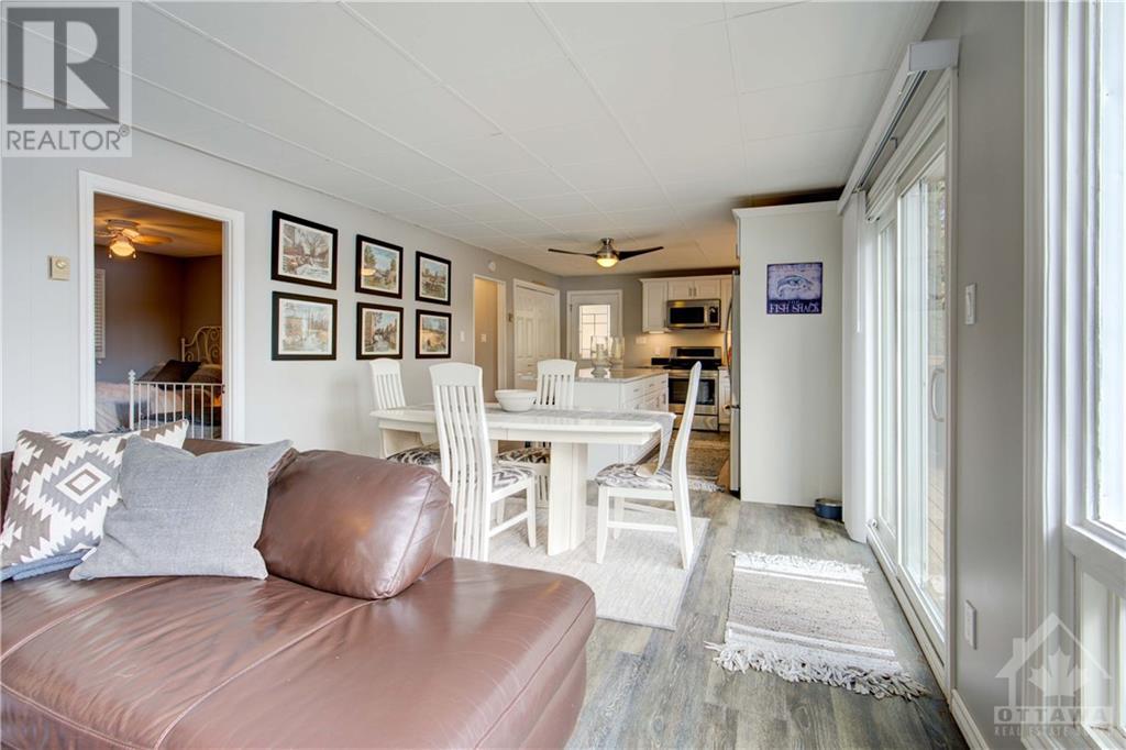 5539 Rideau Road, Seeley's Bay, Ontario  K0H 2N0 - Photo 14 - 1366205