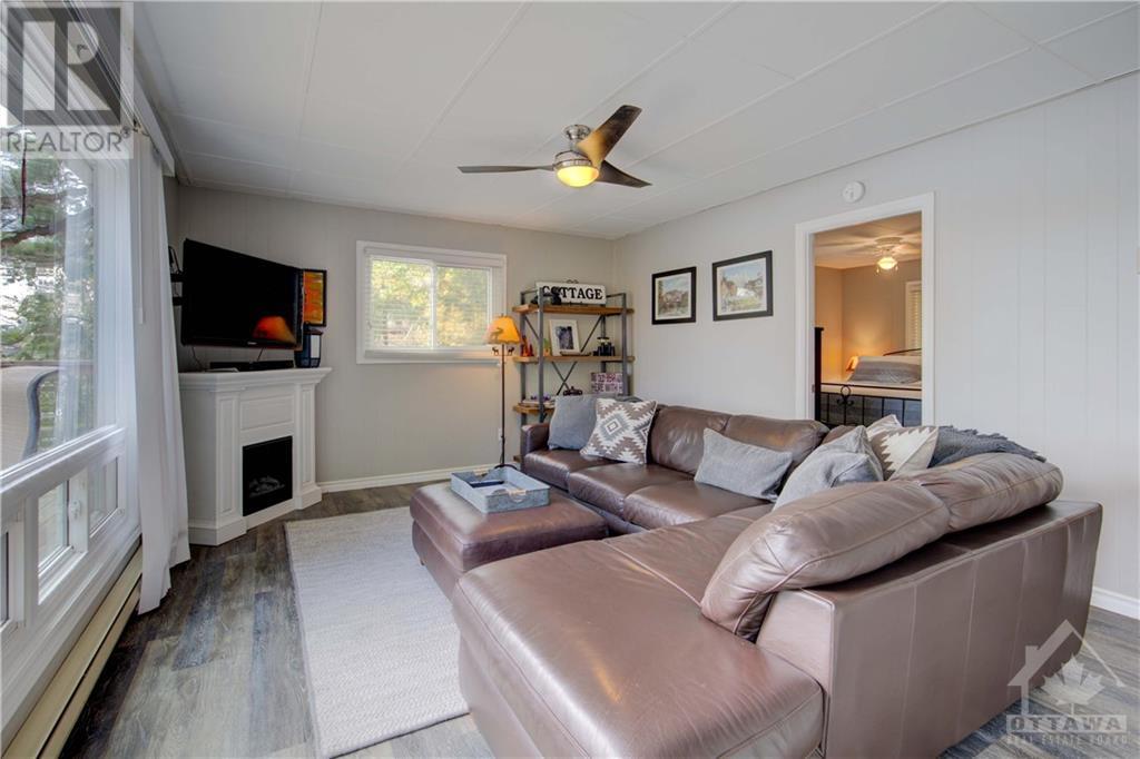 5539 Rideau Road, Seeley's Bay, Ontario  K0H 2N0 - Photo 15 - 1366205
