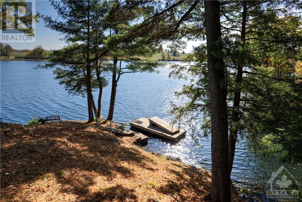 5539 Rideau Road, Seeley's Bay, Ontario  K0H 2N0 - Photo 3 - 1366205