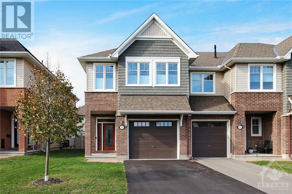 11 MERRILL STREET, stittsville, Ontario