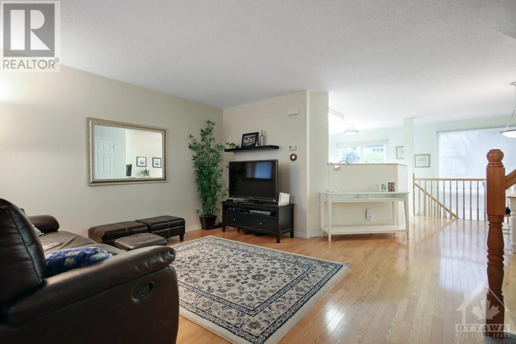 1002 Rocky Harbour Crescent, Ottawa, Ontario  K1V 1T9 - Photo 8 - 1365987