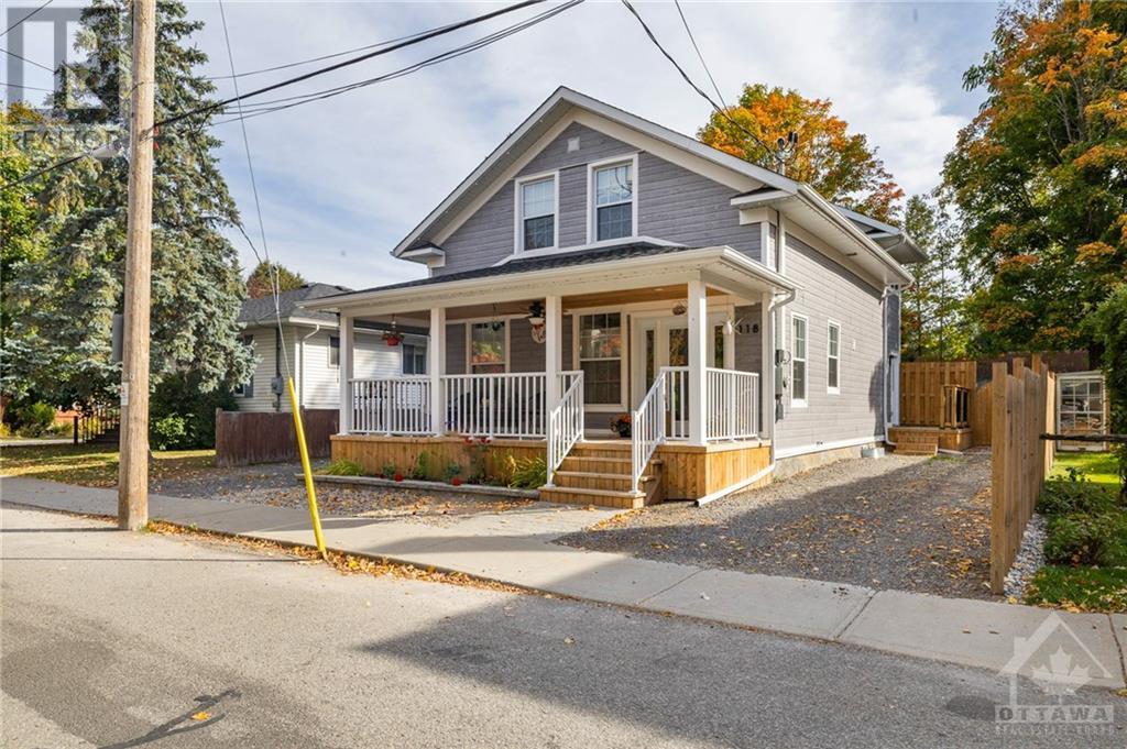 118 BROCK STREET E, merrickville, Ontario