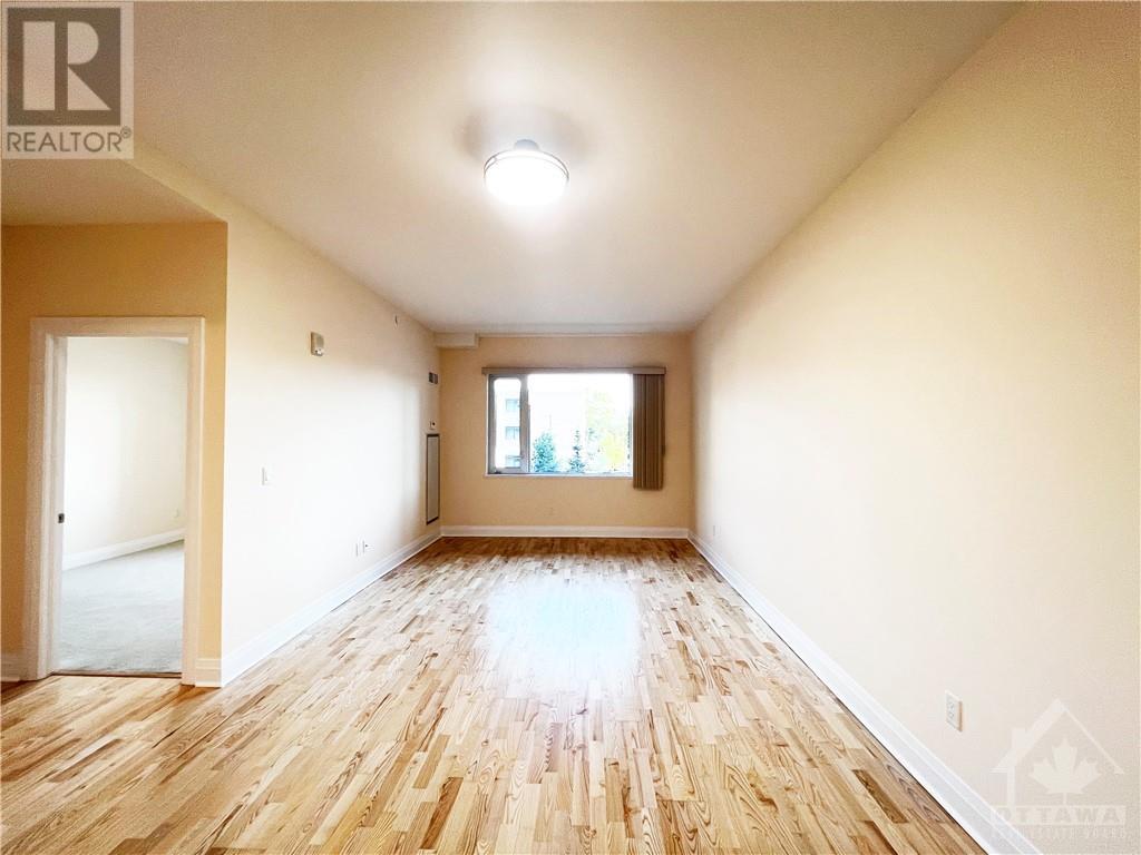 1425 Vanier Parkway Unit#219, Ottawa, Ontario  K1K 3W6 - Photo 5 - 1358352
