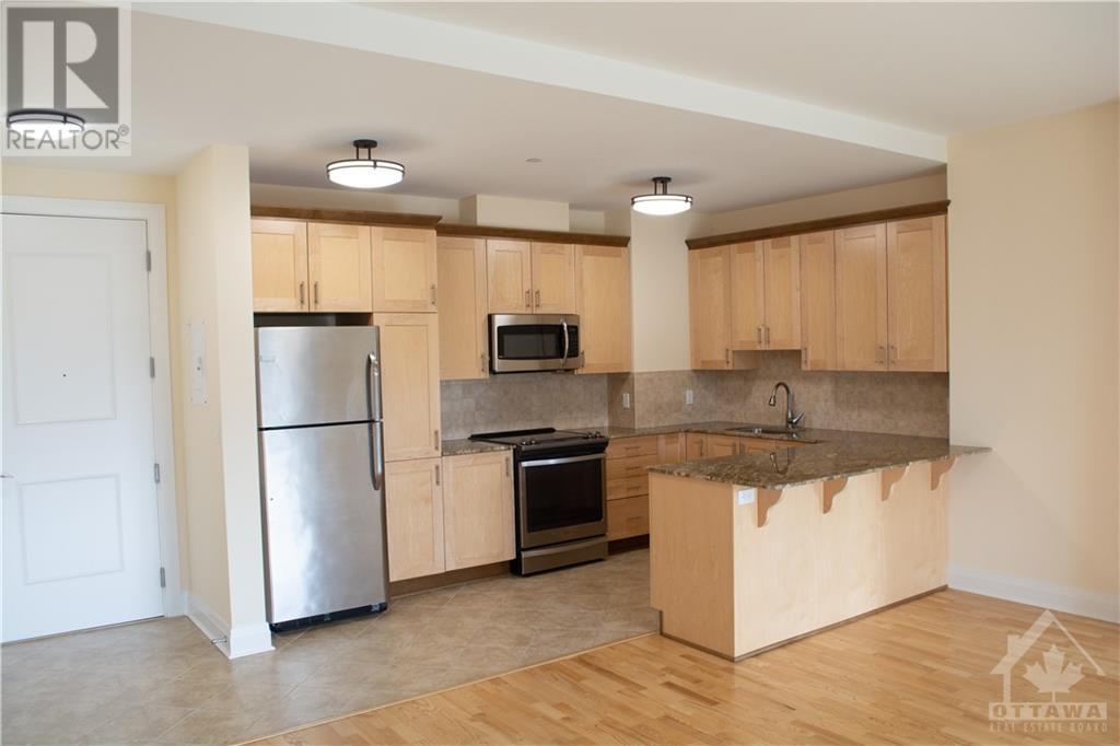 1425 Vanier Parkway Unit#204, Ottawa, Ontario  K1K 3W6 - Photo 3 - 1358351