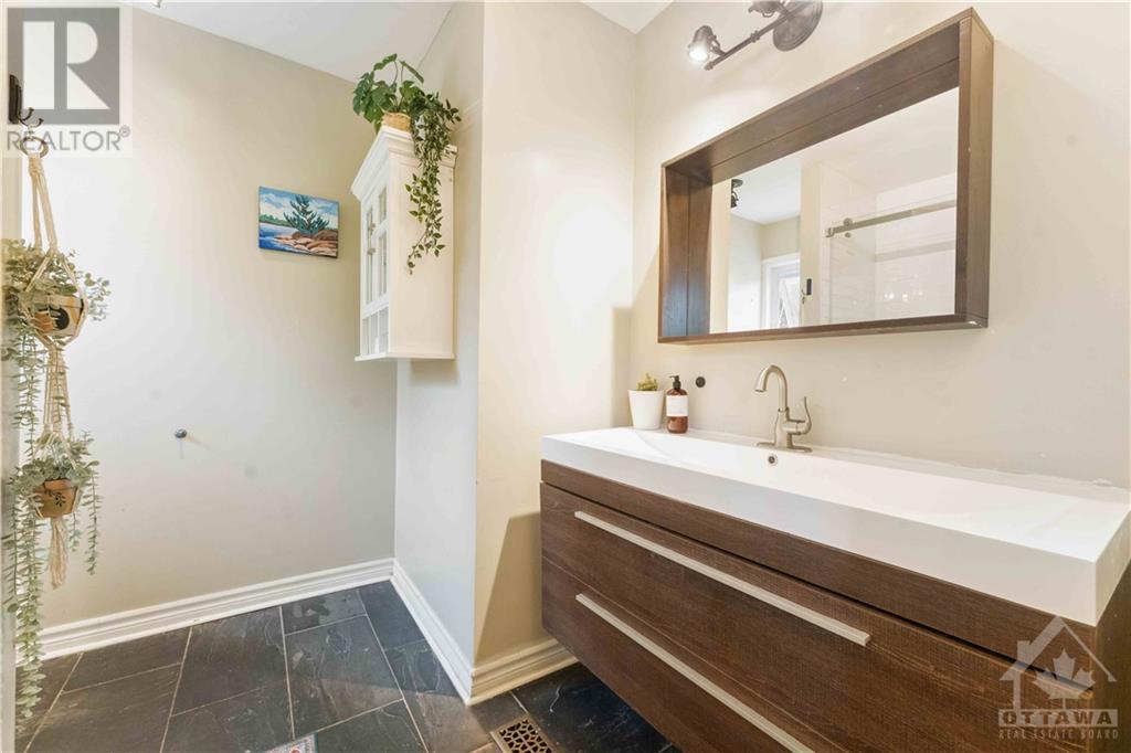 25 Waterton Crescent, Ottawa, Ontario  K2M 1Y8 - Photo 22 - 1366384