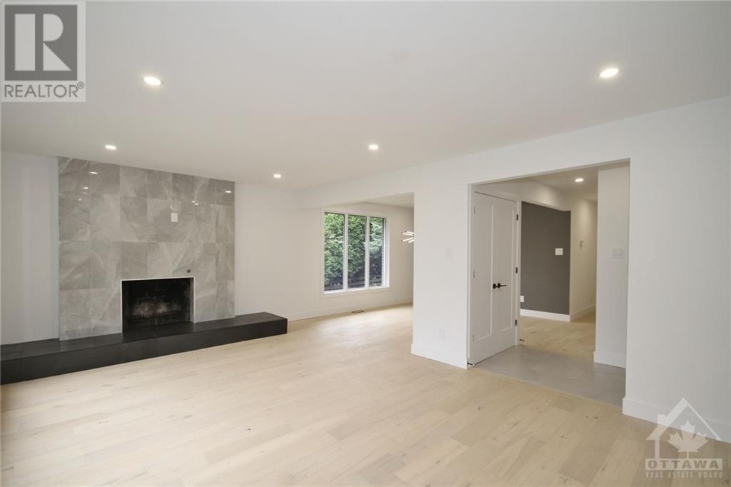 31 Spring Garden Avenue, Ottawa, Ontario  K2G 3B1 - Photo 3 - 1366417