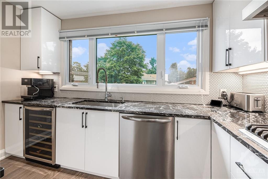 1248 Henry Farm Drive, Ottawa, Ontario  K2C 2E2 - Photo 8 - 1366416