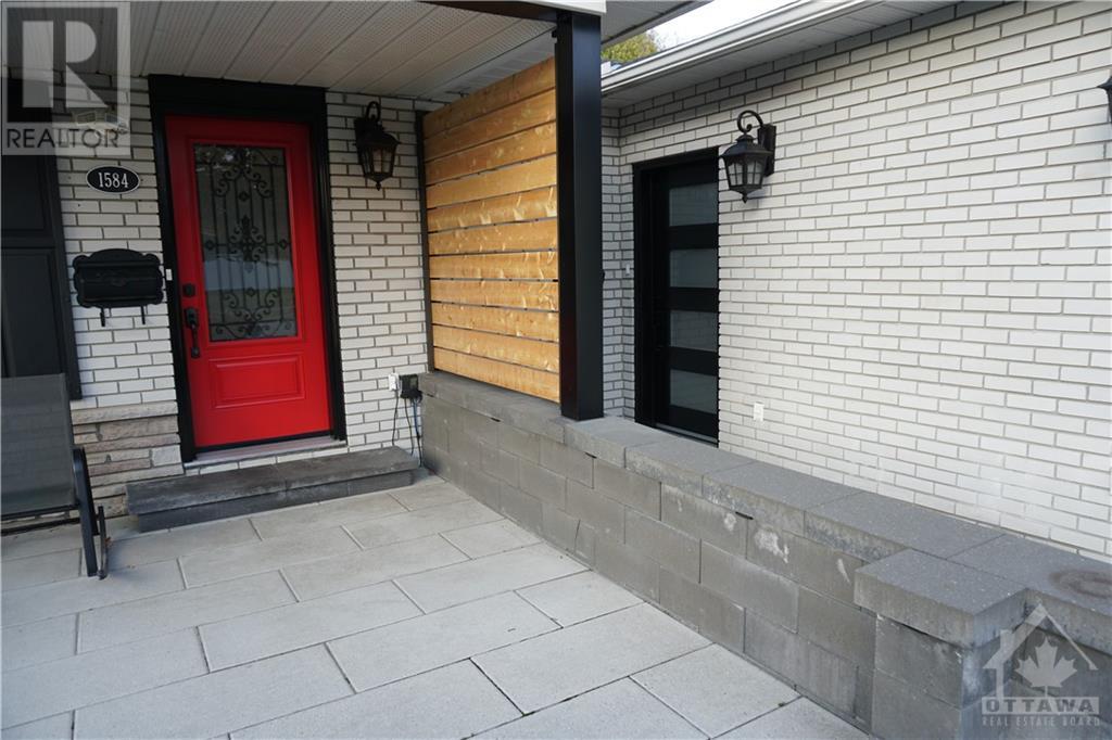1584 Maxime Street, Ottawa, Ontario  K1B 3L1 - Photo 2 - 1366338