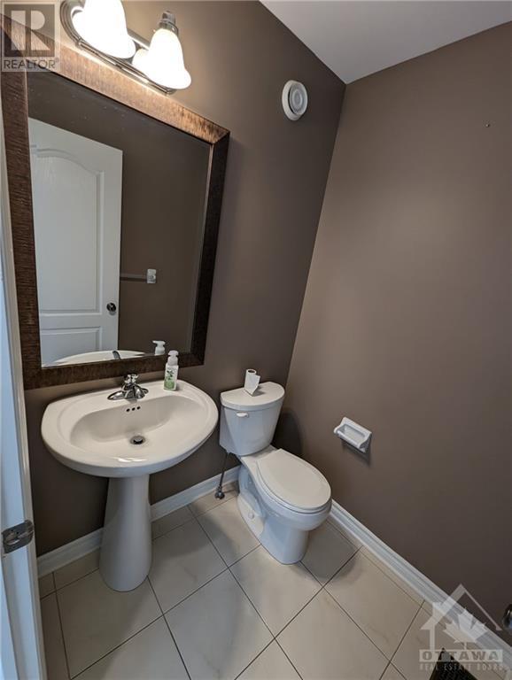 730 Hazelnut Crescent, Ottawa, Ontario  K1T 0K3 - Photo 4 - 1363051