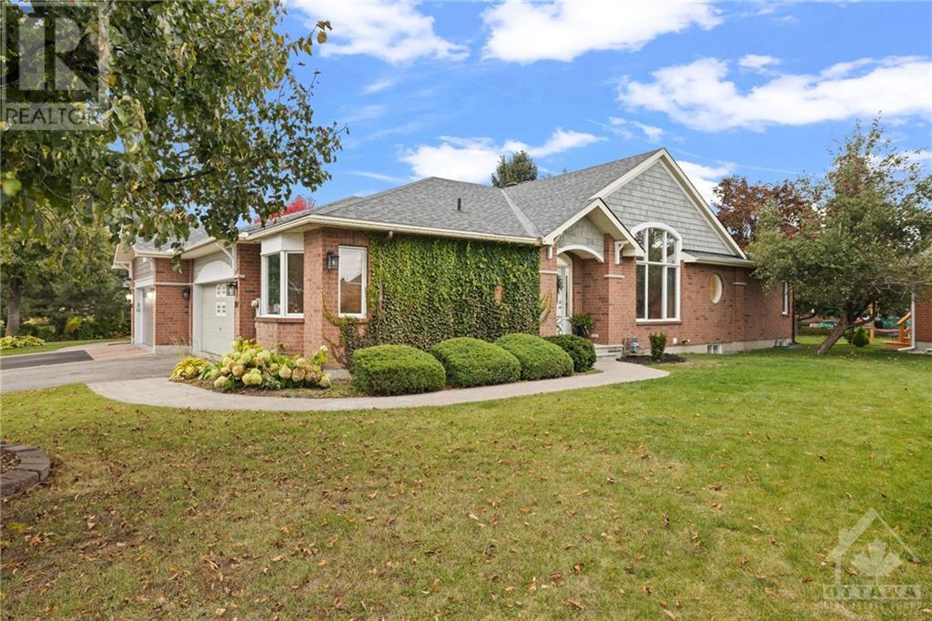 804 Hot Springs Way, Ottawa, Ontario  K1V 1S5 - Photo 3 - 1366328