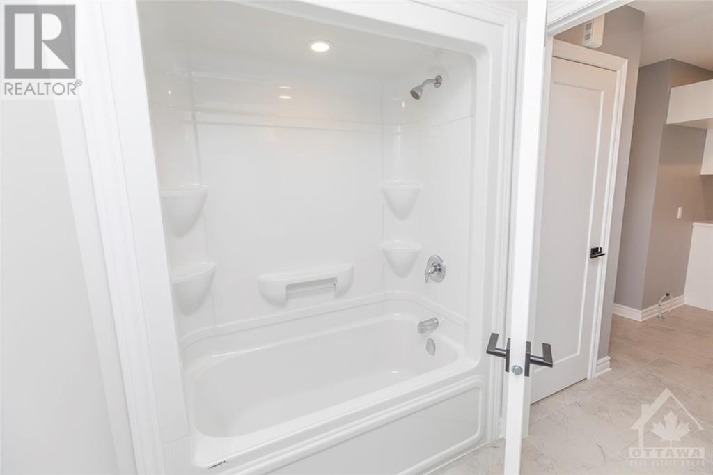 102 Seabert Drive, Ottawa, Ontario  K2L 2R5 - Photo 24 - 1366289