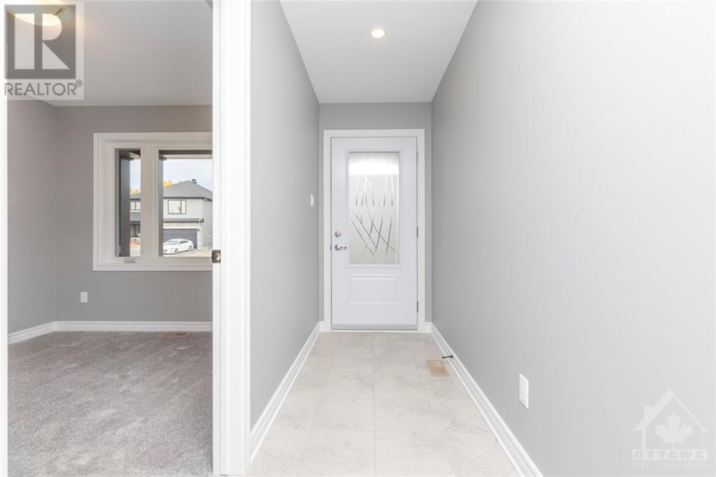 102 Seabert Drive, Ottawa, Ontario  K2L 2R5 - Photo 5 - 1366289