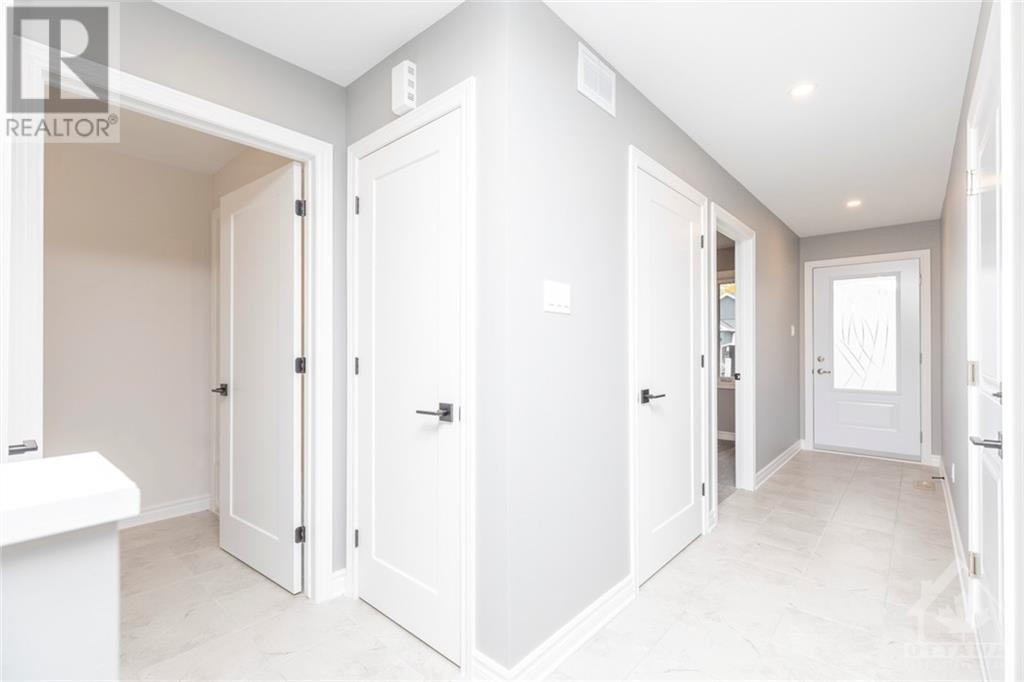 102 Seabert Drive, Ottawa, Ontario  K2L 2R5 - Photo 6 - 1366289