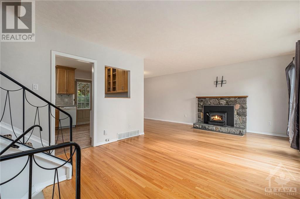 2257 Samuel Drive, Ottawa, Ontario  K1G 3C3 - Photo 4 - 1366350