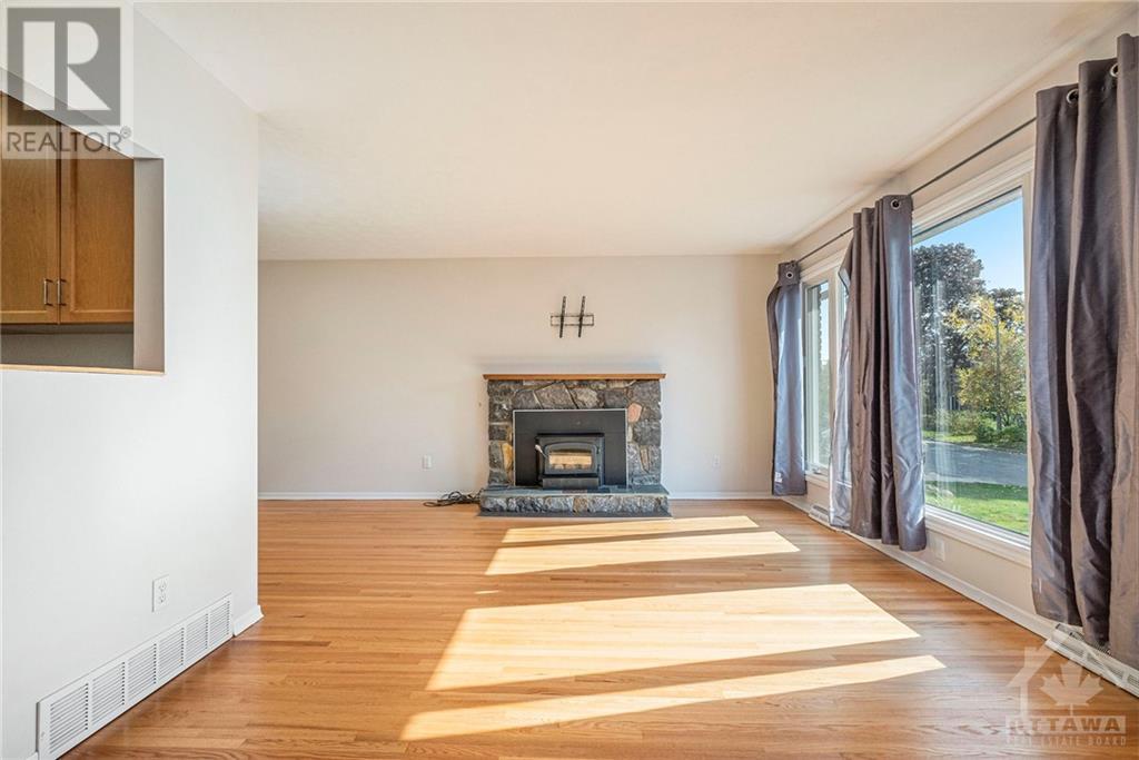 2257 Samuel Drive, Ottawa, Ontario  K1G 3C3 - Photo 5 - 1366350