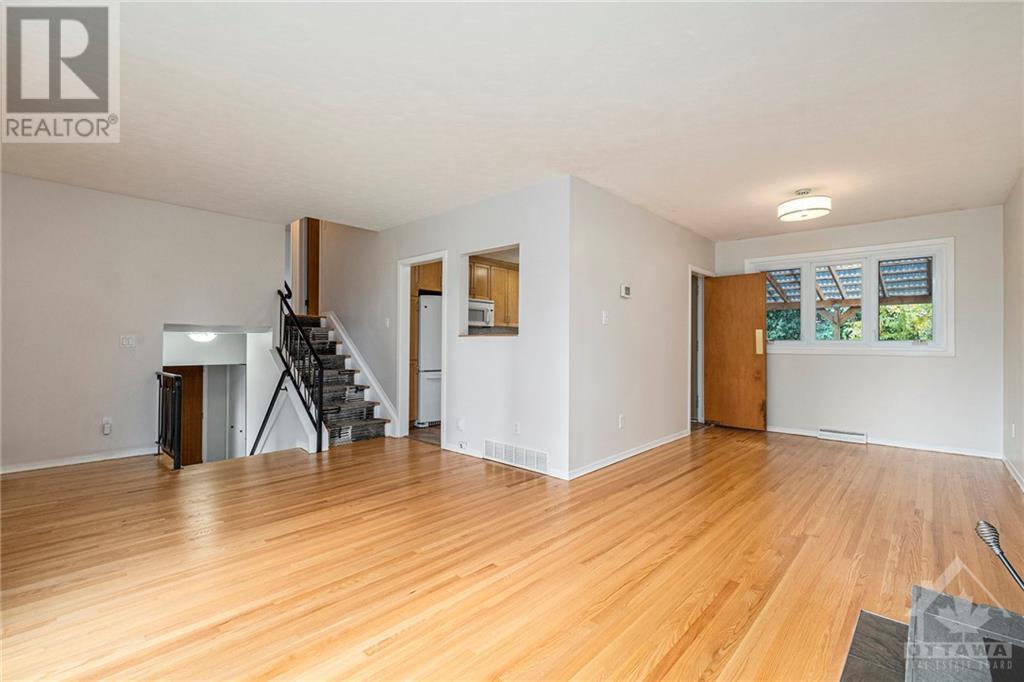 2257 Samuel Drive, Ottawa, Ontario  K1G 3C3 - Photo 8 - 1366350