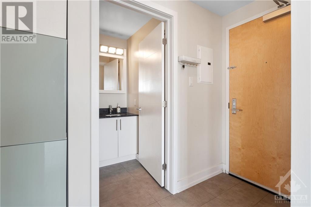 40 Nepean Street Unit#2405, Ottawa, Ontario  K2P 0X5 - Photo 5 - 1364374