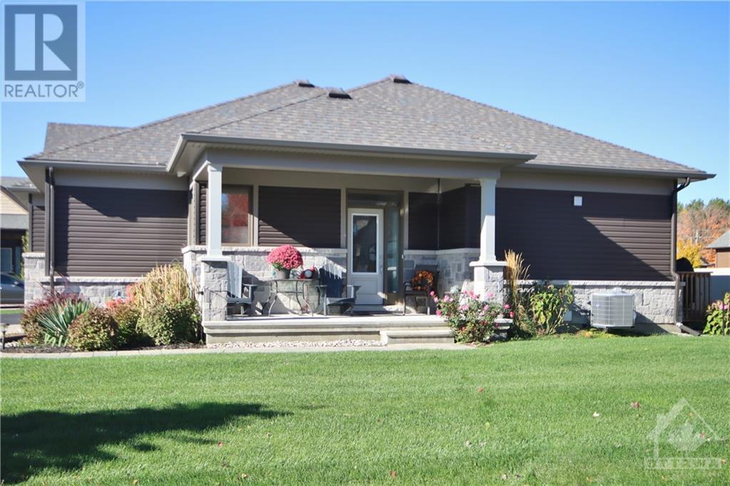 61 Magnolia Way, Kemptville, Ontario  K0G 1J0 - Photo 2 - 1366230