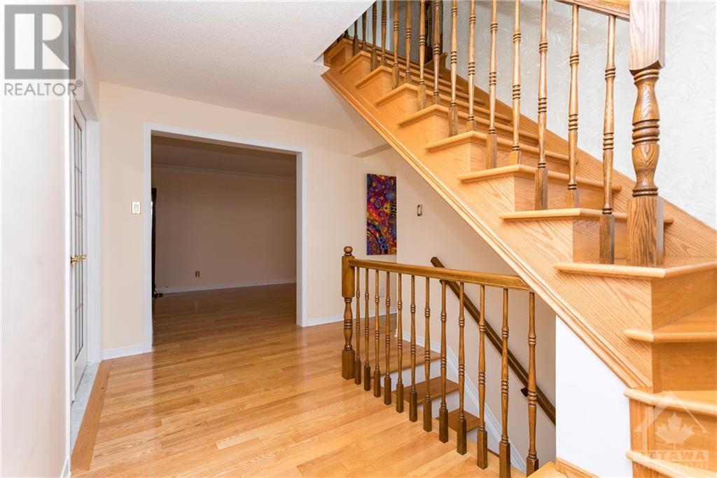 22 Bluemeadow Street, Kanata, Ontario  K2M 1L6 - Photo 5 - 1366635
