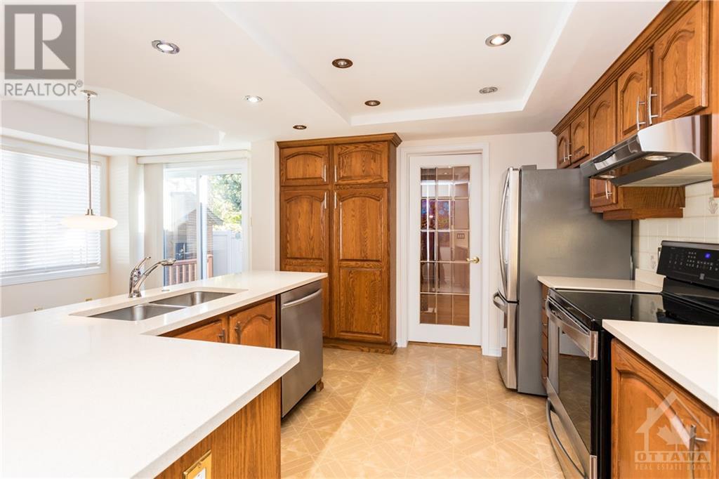 22 Bluemeadow Street, Kanata, Ontario  K2M 1L6 - Photo 9 - 1366635
