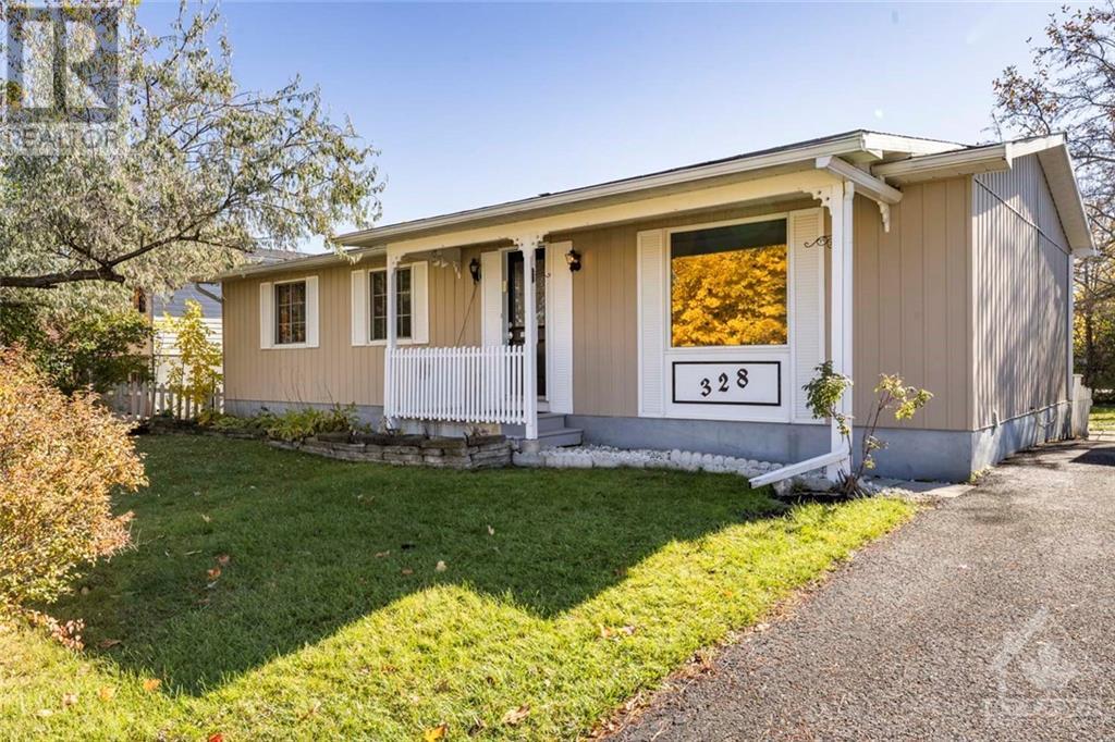 328 Amiens Street, Ottawa, Ontario  K1E 1N9 - Photo 3 - 1365452