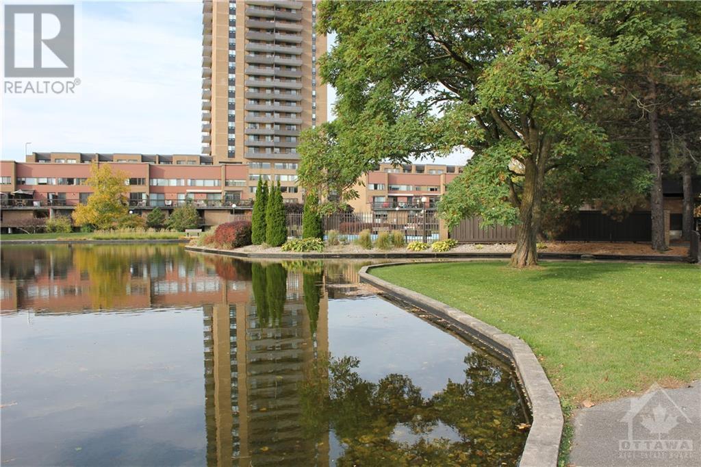 250 Brittany Drive Unit#102, Ottawa, Ontario  K1K 4M1 - Photo 3 - 1366715