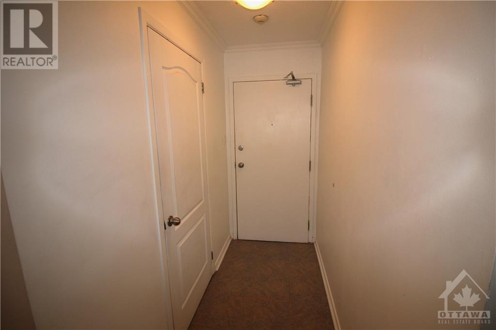 250 Brittany Drive Unit#102, Ottawa, Ontario  K1K 4M1 - Photo 7 - 1366715