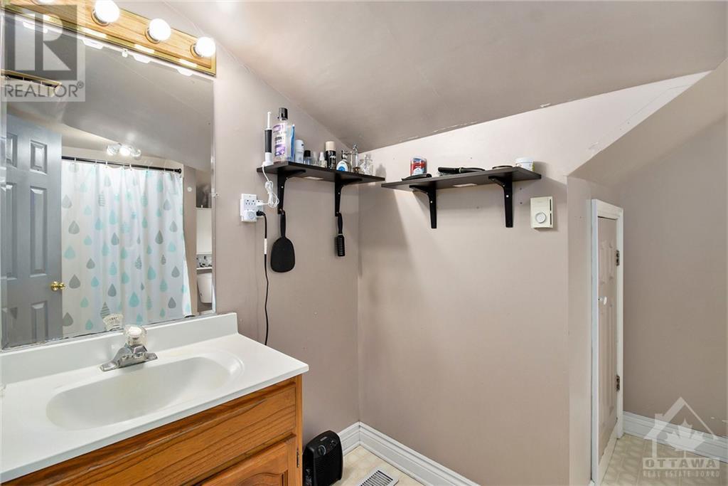 3110 Cleary Road, Spencerville, Ontario  K0E 1X0 - Photo 16 - 1366695