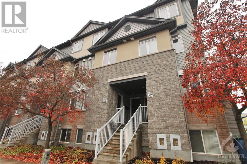 1063 Redtail Private, Ottawa, Ontario  K1J 0B1 - Photo 2 - 1366471