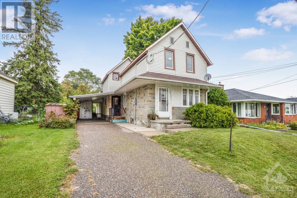 15 MCLACHLIN STREET, arnprior, Ontario