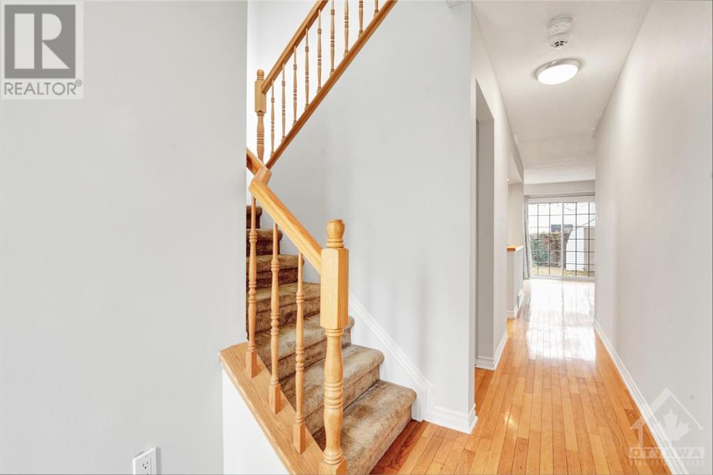 1748 Stoneboat Crescent, Orleans, Ontario  K1C 1W9 - Photo 4 - 1366776