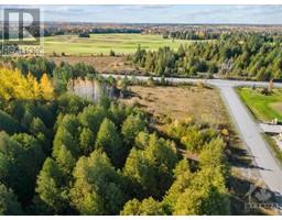 100 COUNTRY CARRIAGE WAY, carp, Ontario