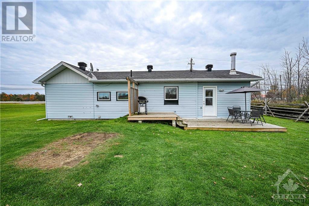 568 15 Highway, Lombardy, Ontario  K0G 1L0 - Photo 21 - 1366631