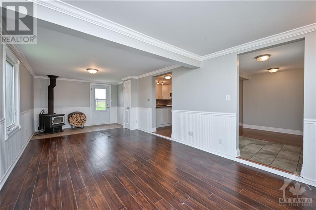 568 15 Highway, Lombardy, Ontario  K0G 1L0 - Photo 6 - 1366631