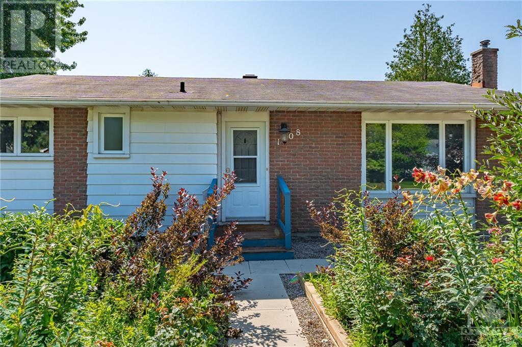 1408 Alboro Crescent, Ottawa, Ontario  K1J 8B7 - Photo 2 - 1366785