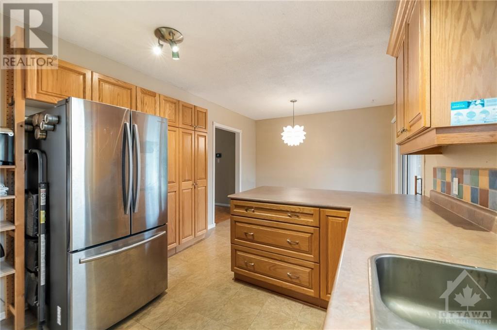 1408 Alboro Crescent, Ottawa, Ontario  K1J 8B7 - Photo 8 - 1366785
