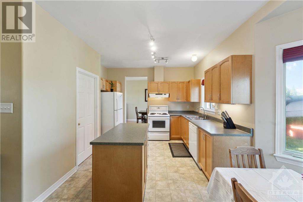 6295 Ottawa Street W, Richmond, Ontario  K0A 2Z0 - Photo 10 - 1366841