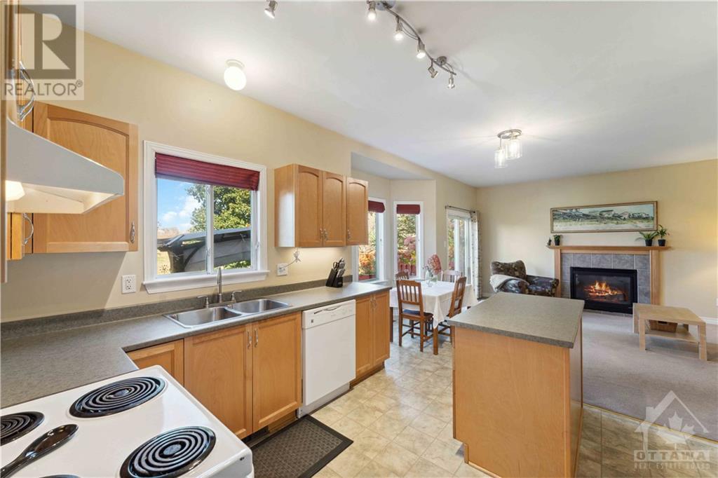 6295 Ottawa Street W, Richmond, Ontario  K0A 2Z0 - Photo 14 - 1366841
