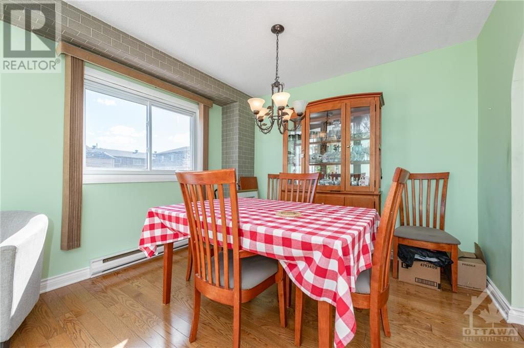 1538 Queensdale Avenue, Gloucester, Ontario  K1T 1R7 - Photo 7 - 1365828
